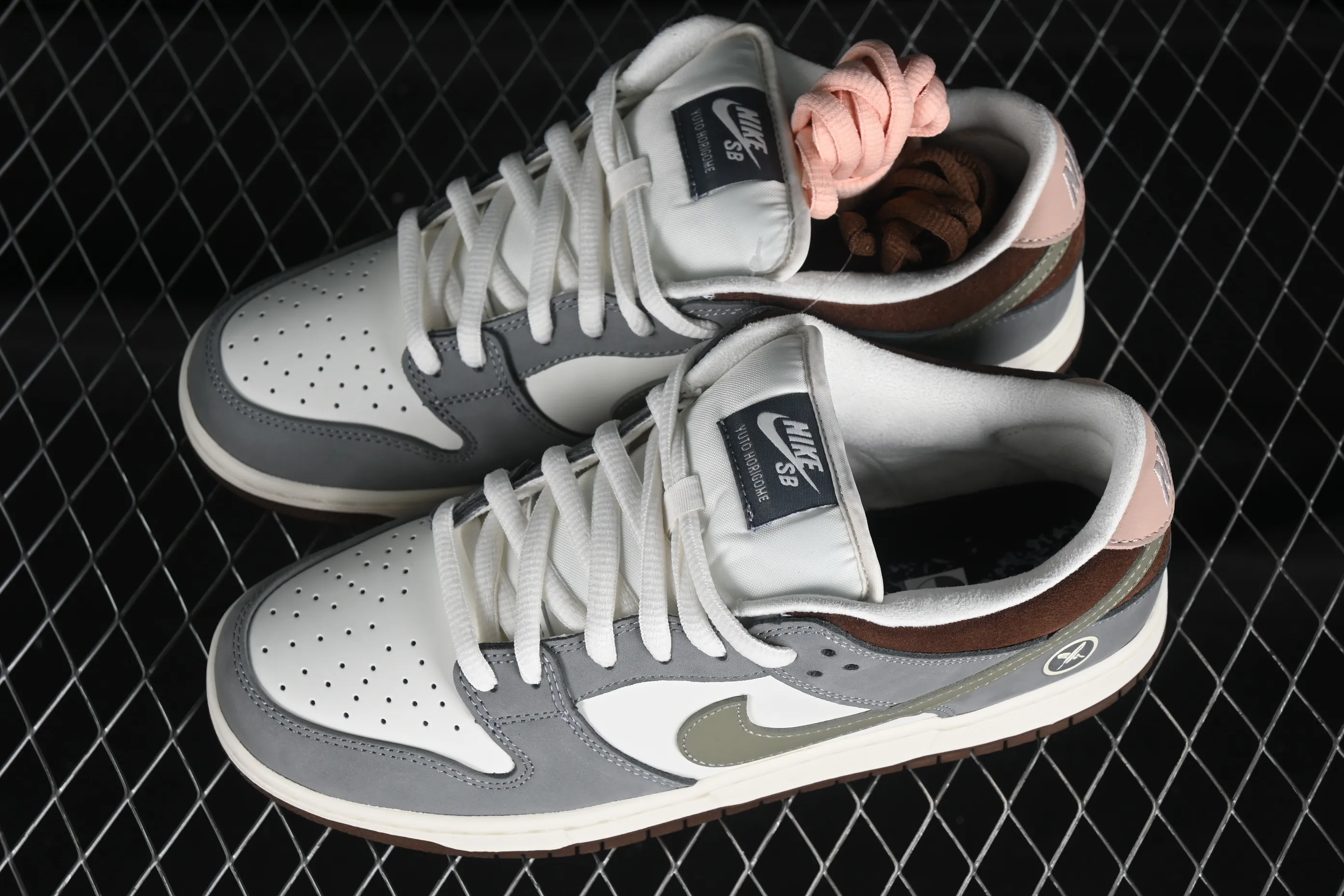 All categories Nk SB Dunk Series Nk SB Dunk Low Low-top sneakers Foreign trade version Yuto Horigome x Nk SB Dunk Low joint model SB low-top casual sports skateboard shoes FQ1180-001